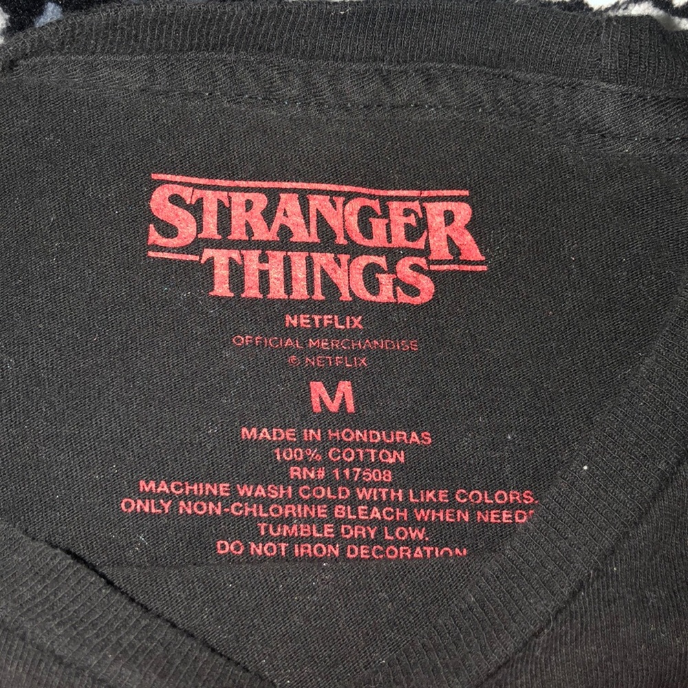 Stranger Things Tee - Picture 2 of 2